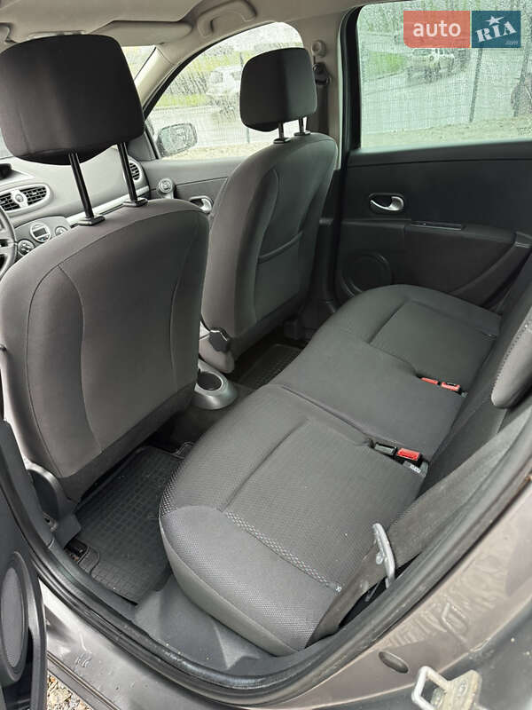 Хэтчбек Renault Clio 2009 в Белой Церкви