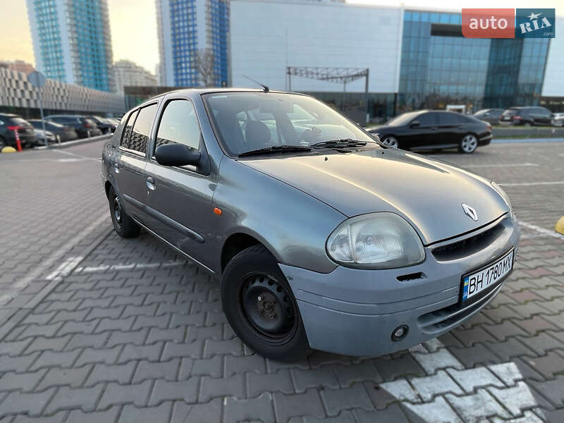 Хэтчбек Renault Clio 2001 в Одессе