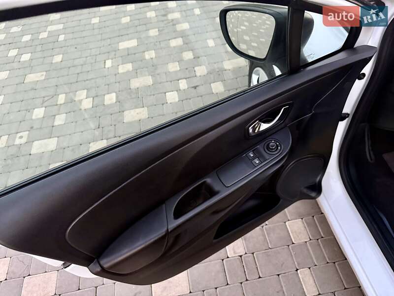 Хэтчбек Renault Clio 2014 в Одессе