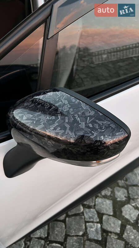 Хетчбек Renault Clio 2016 в Дніпрі