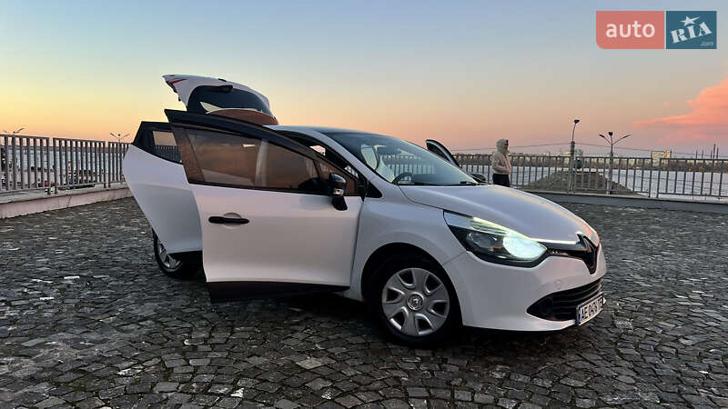Хетчбек Renault Clio 2016 в Дніпрі