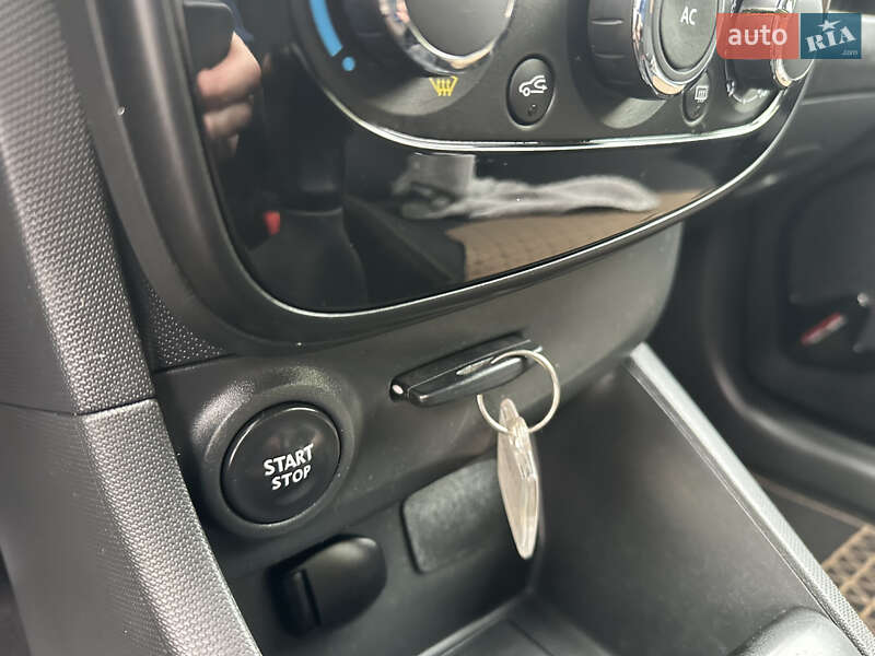 Хетчбек Renault Clio 2013 в Стрию фото 78 Хетчбек Renault Clio 2013 в Стрию