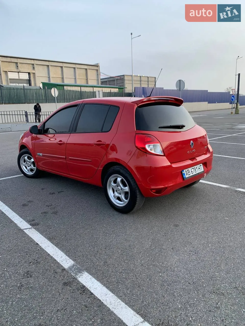 2013 Renault Clio - мініатюра 24
