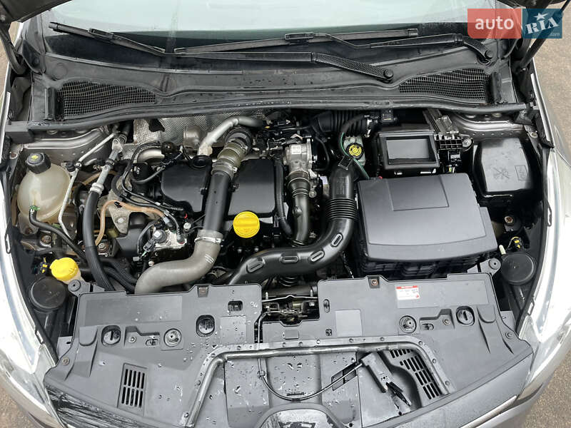 Универсал Renault Clio 2013 в Ровно фото 15 Универсал Renault Clio 2013 в Ровно