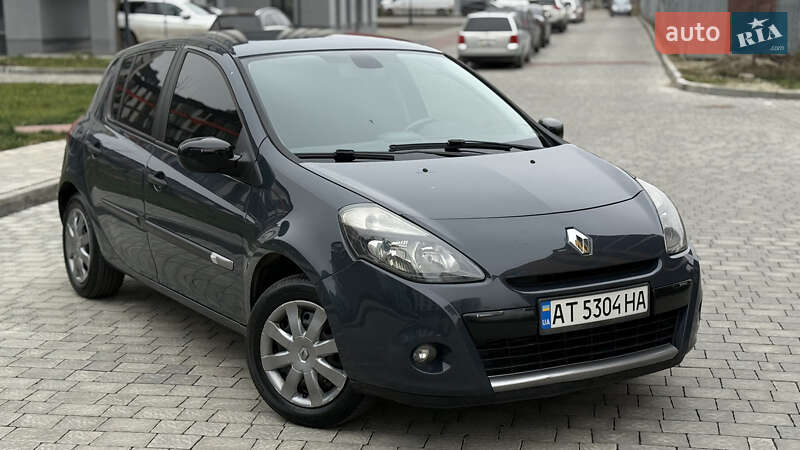 Хэтчбек Renault Clio 2012 в Ивано-Франковске