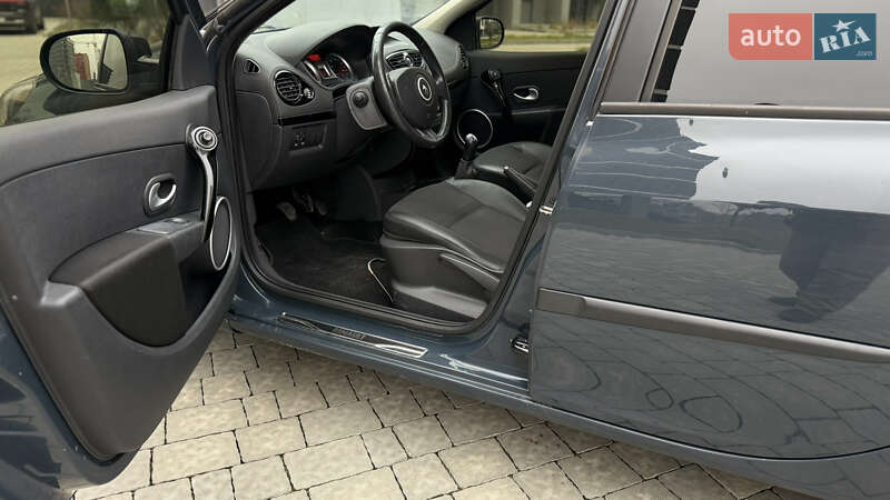 Хэтчбек Renault Clio 2012 в Ивано-Франковске