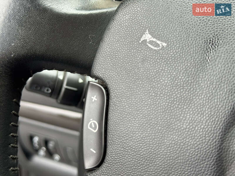 Хетчбек Renault Clio 2011 в Острозі фото 13 Хетчбек Renault Clio 2011 в Острозі