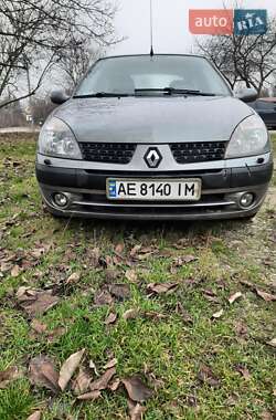 Хетчбек Renault Clio 2002 в Жовтих Водах