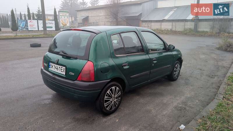 Хэтчбек Renault Clio 2000 в Ровно