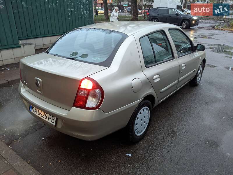 Седан Renault Clio 2007 в Киеве