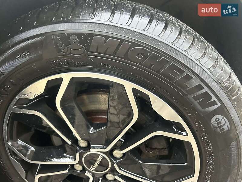 Хэтчбек Renault Clio 2003 в Ирпене