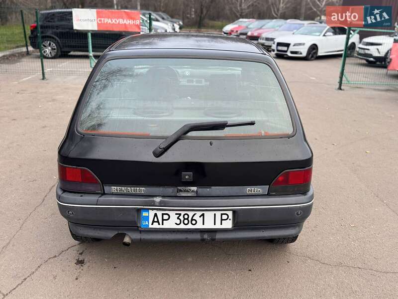 Хэтчбек Renault Clio 1993 в Запорожье