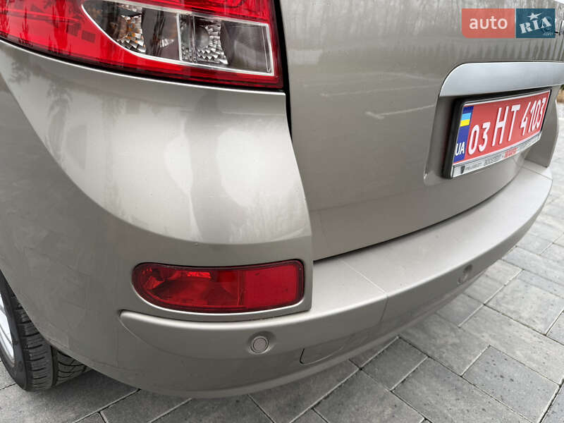 Універсал Renault Clio 2009 в Луцьку