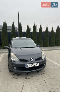 Хэтчбек Renault Clio 2007 в Каменец-Подольском