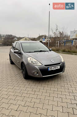 Хэтчбек Renault Clio 2011 в Гайсине