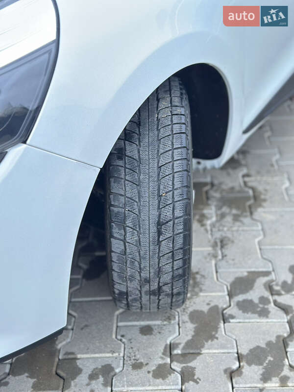 Хэтчбек Renault Clio 2016 в Черновцах