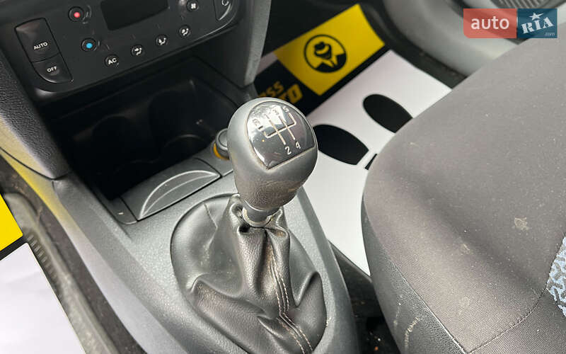 Седан Renault Clio 2008 в Коломые