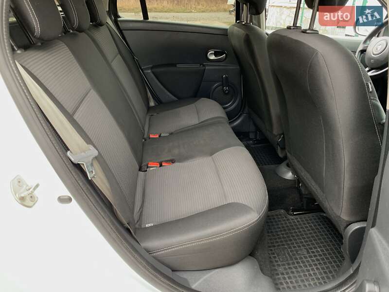 Хэтчбек Renault Clio 2012 в Бердичеве