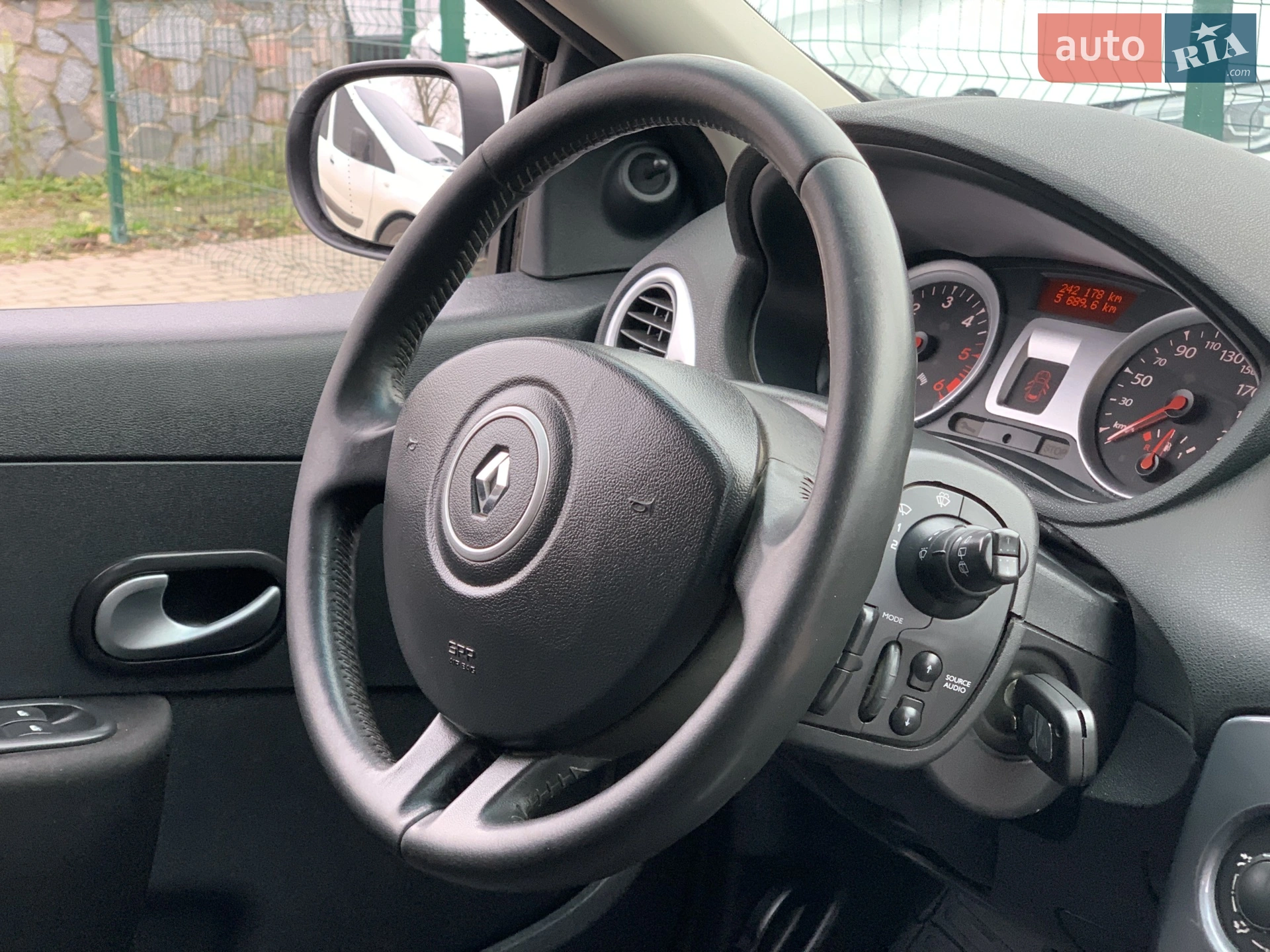 2012 Renault Clio - мініатюра 33