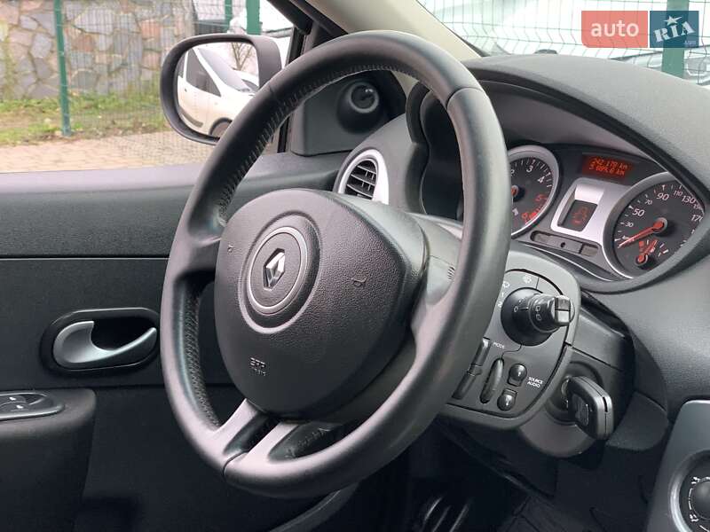 Хэтчбек Renault Clio 2012 в Бердичеве