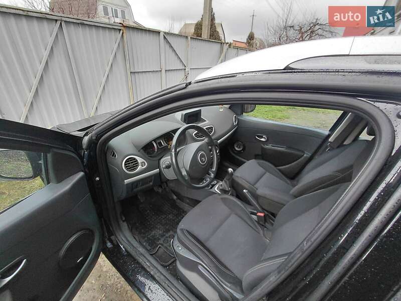 Хетчбек Renault Clio 2012 в Броварах