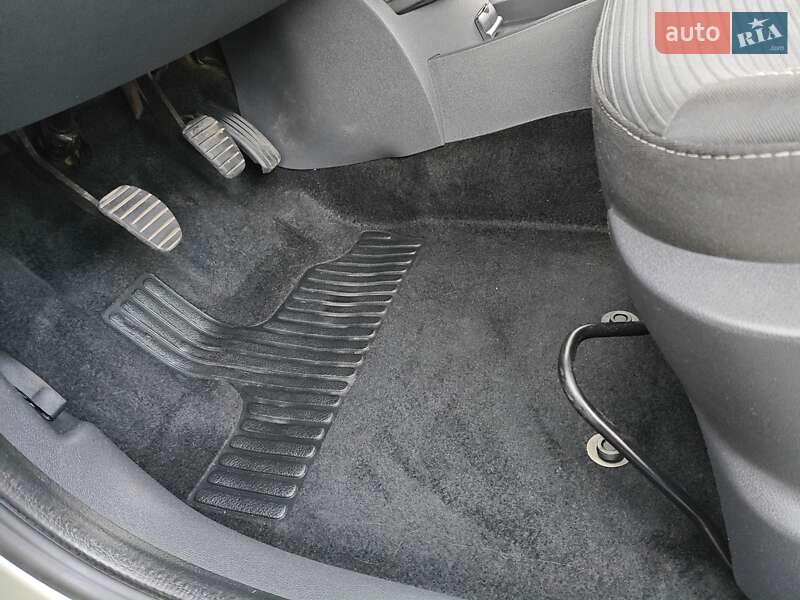 Универсал Renault Clio 2012 в Кременце фото 9 Универсал Renault Clio 2012 в Кременце