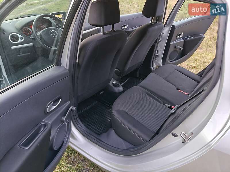 Универсал Renault Clio 2012 в Кременце фото 17 Универсал Renault Clio 2012 в Кременце