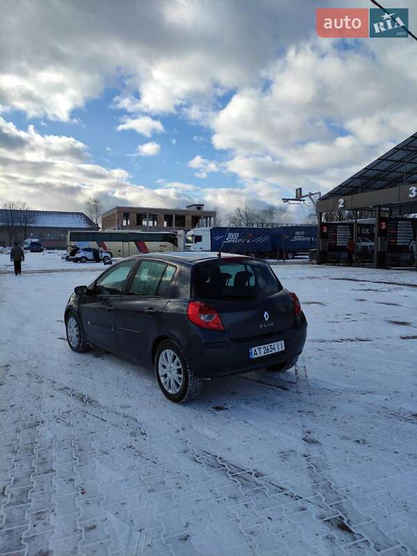 Хэтчбек Renault Clio 2007 в Коломые фото 4 Хэтчбек Renault Clio 2007 в Коломые