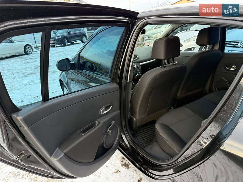 Хэтчбек Renault Clio 2011 в Коломые фото 22 Хэтчбек Renault Clio 2011 в Коломые