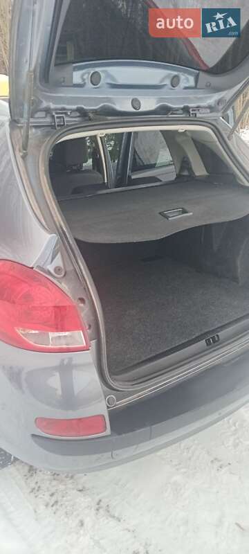 Універсал Renault Clio 2009 в Бродах