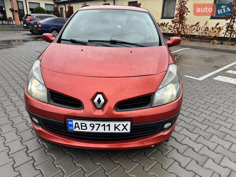Хэтчбек Renault Clio 2007 в Виннице