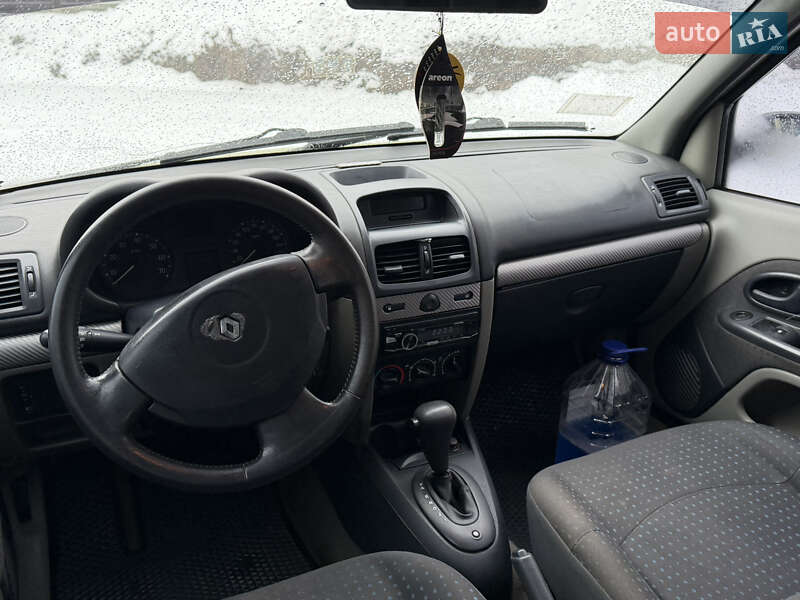 Хэтчбек Renault Clio 2004 в Золотоноше фото 8 Хэтчбек Renault Clio 2004 в Золотоноше