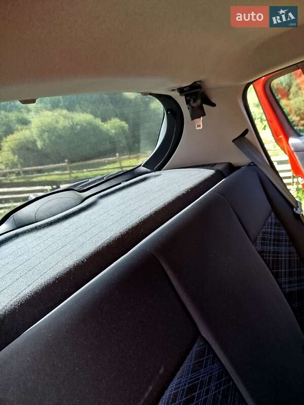 Хэтчбек Renault Clio 2007 в Ивано-Франковске