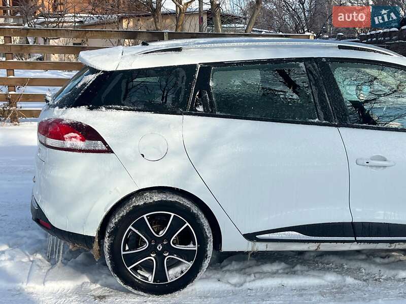 Хэтчбек Renault Clio 2016 в Киеве