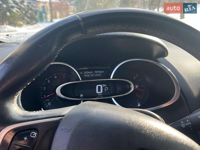 Хэтчбек Renault Clio 2016 в Киеве