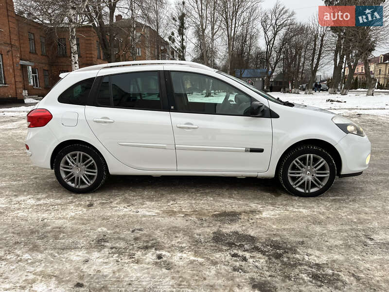 Универсал Renault Clio 2010 в Шепетовке