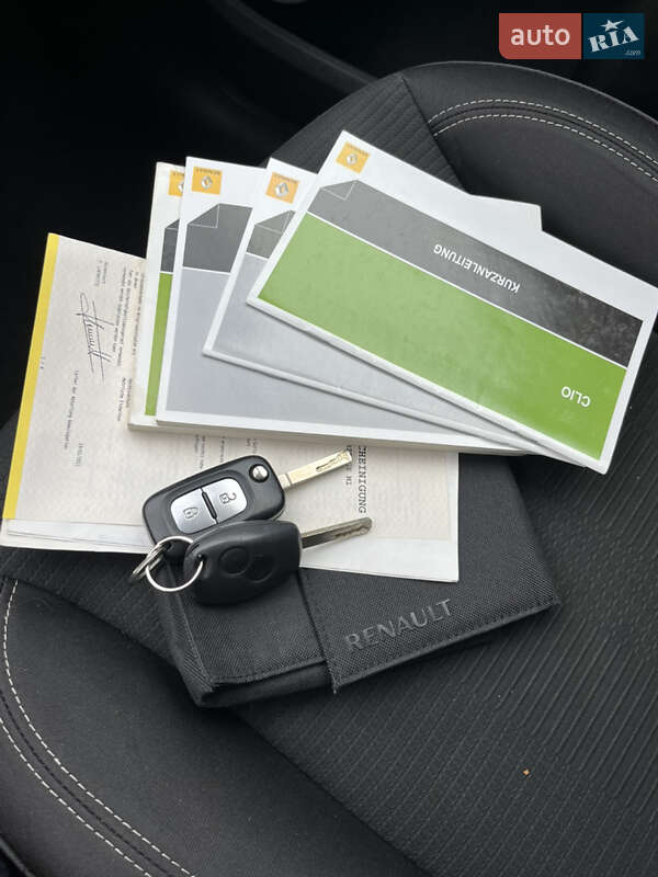 Универсал Renault Clio 2010 в Шепетовке