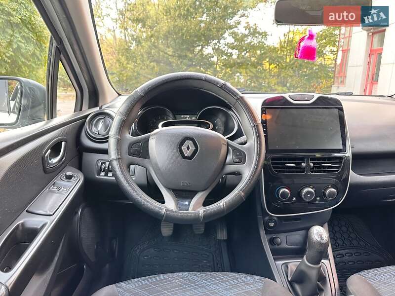 Хэтчбек Renault Clio 2013 в Запорожье