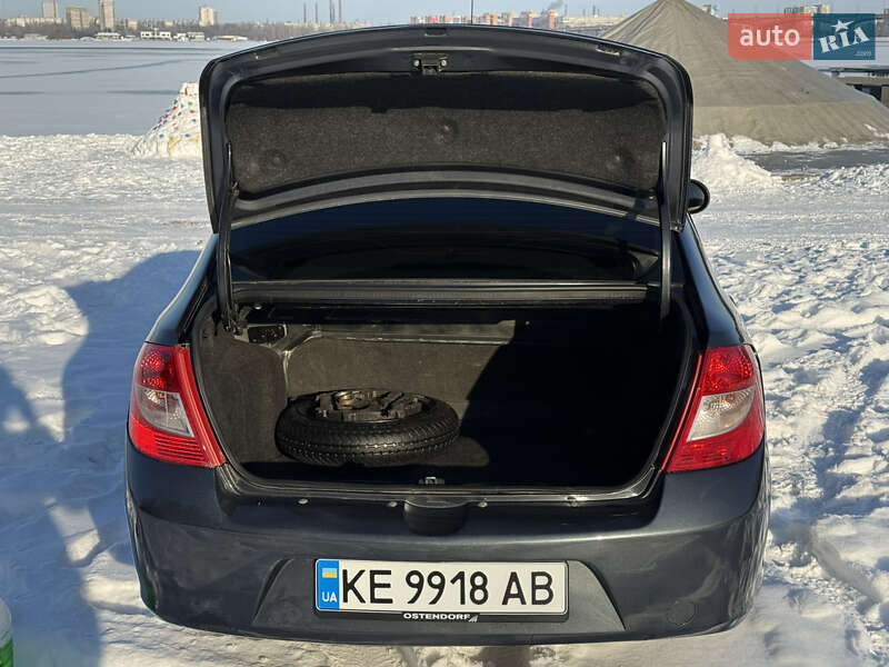 Хэтчбек Renault Clio 2013 в Днепре