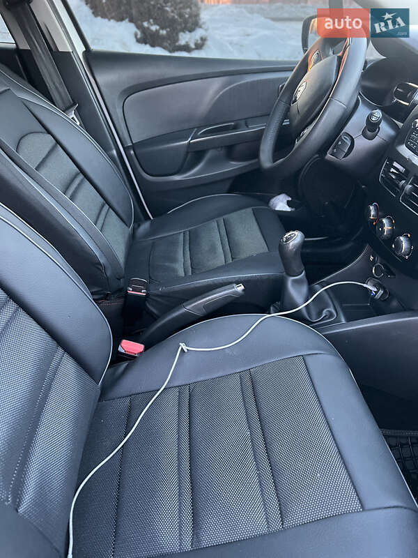 Хэтчбек Renault Clio 2014 в Ровно фото 29 Хэтчбек Renault Clio 2014 в Ровно