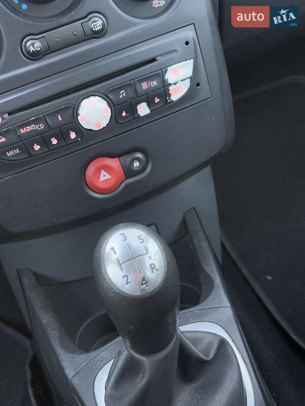 Универсал Renault Clio 2010 в Сумах фото 19 Универсал Renault Clio 2010 в Сумах