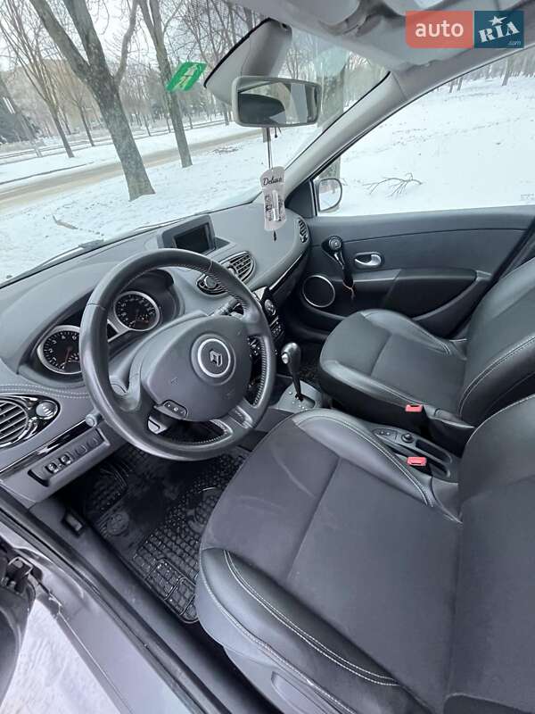 Универсал Renault Clio 2012 в Кривом Роге фото 13 Универсал Renault Clio 2012 в Кривом Роге