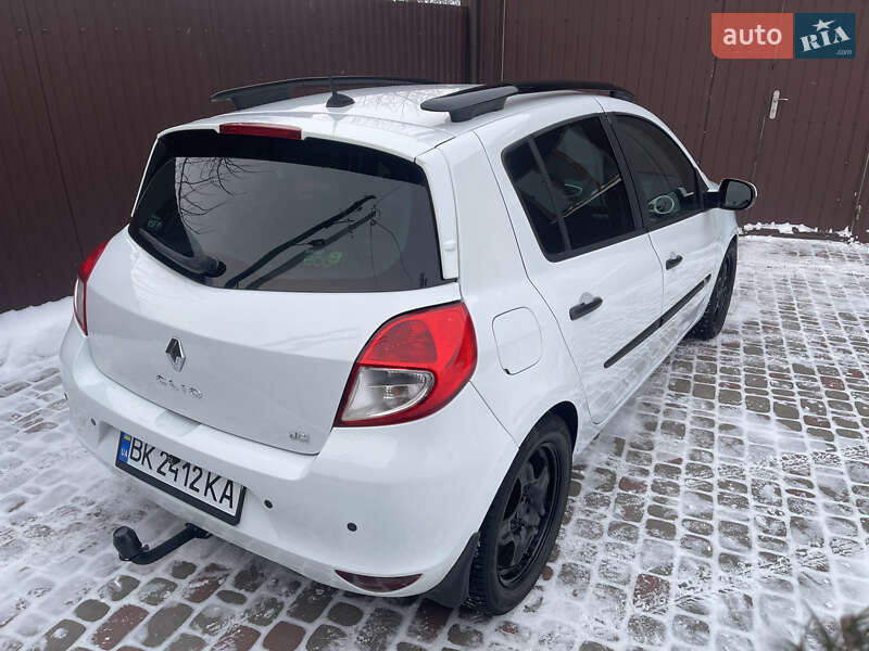 Хетчбек Renault Clio 2011 в Рівному фото 6 Хетчбек Renault Clio 2011 в Рівному