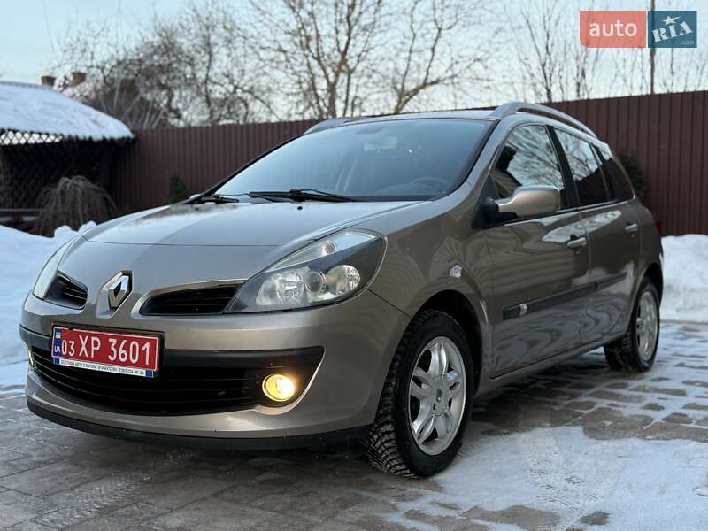 Універсал Renault Clio 2008 в Сарнах