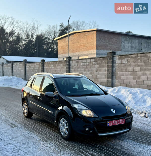 Универсал Renault Clio 2010 в Луцке