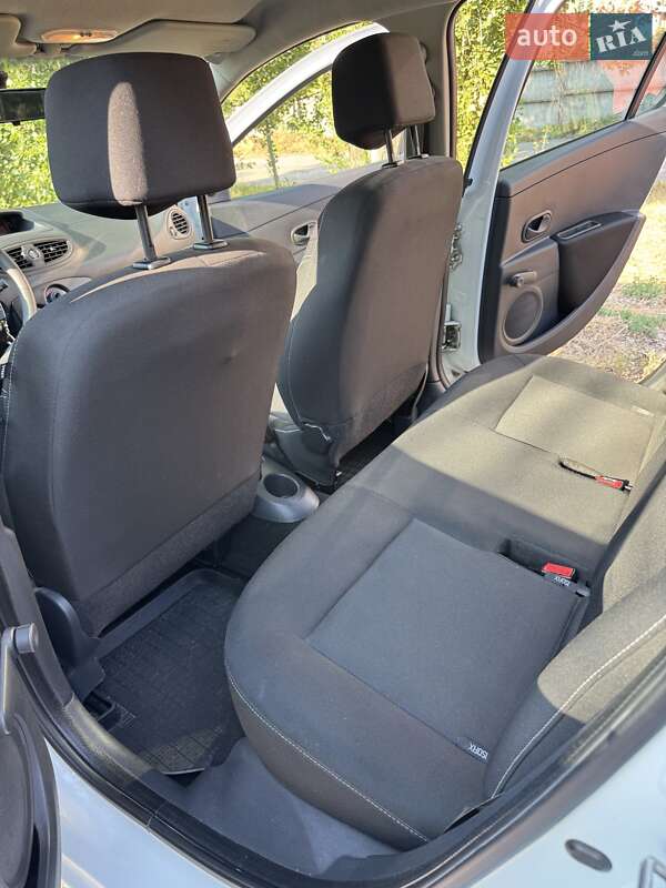 Хэтчбек Renault Clio 2013 в Кропивницком