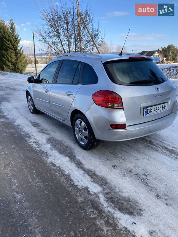 Универсал Renault Clio 2010 в Дубно фото 43 Универсал Renault Clio 2010 в Дубно