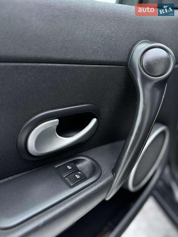 Хетчбек Renault Clio 2007 в Хмельницькому фото 20 Хетчбек Renault Clio 2007 в Хмельницькому