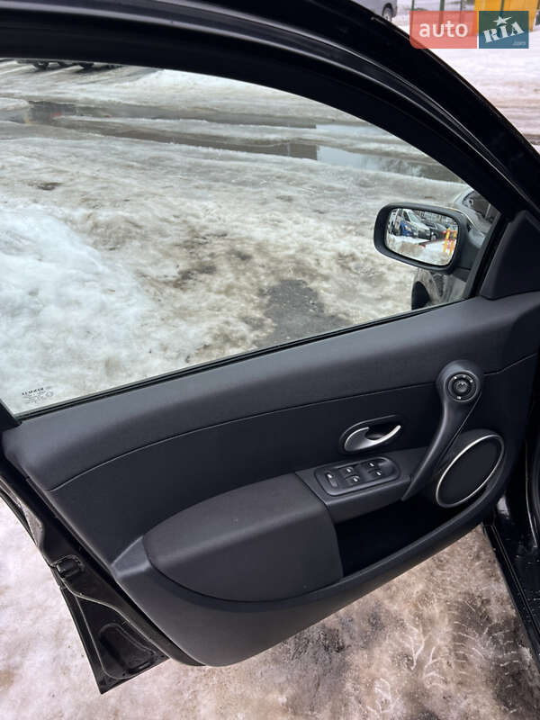 Универсал Renault Clio 2008 в Чернигове