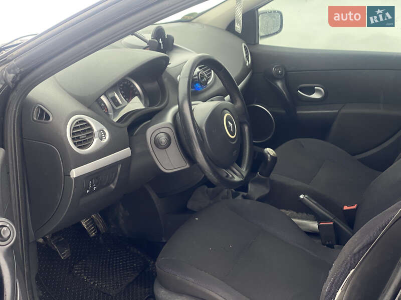 Універсал Renault Clio 2008 в Львові